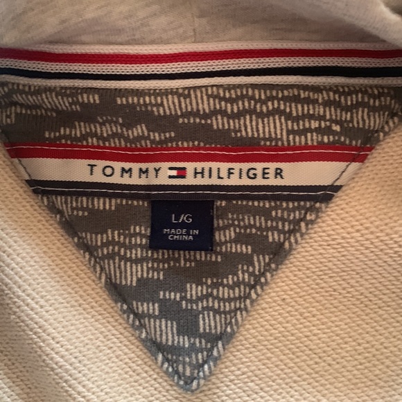 Tommy Hilfiger Grey patterned hoodie - Picture 2 of 3